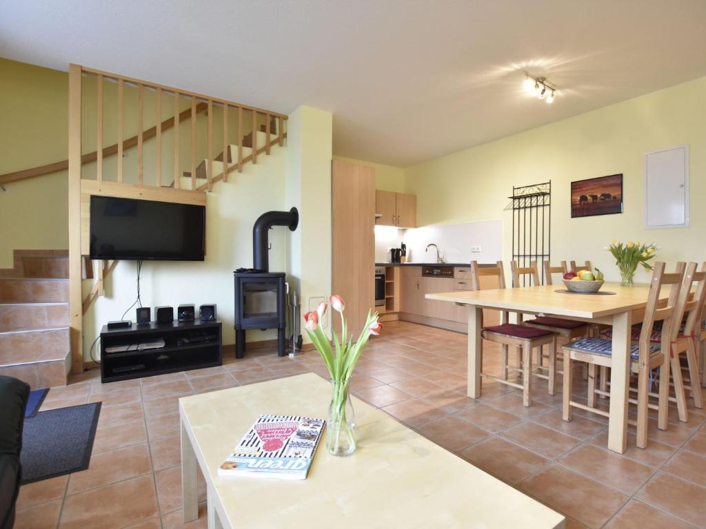 Spacious Holiday Home in Zierow near Sea photo 4