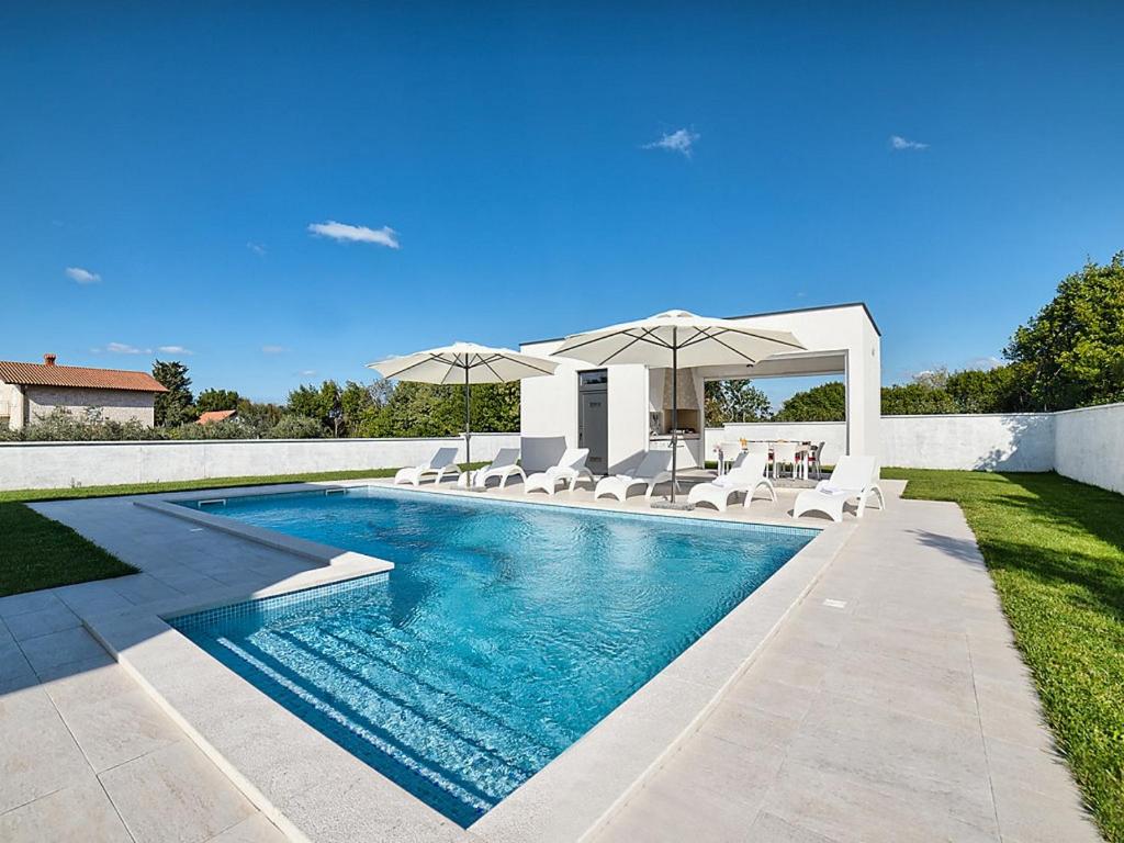 Villa Lungera photo 3