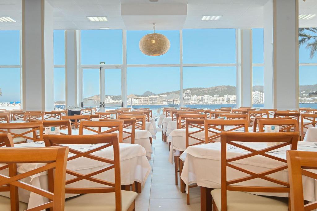 azuLine Hoteles Mar Amantis & II photo 4