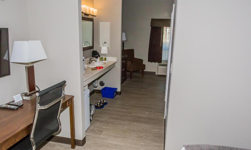 The Souris Hotel photo 3