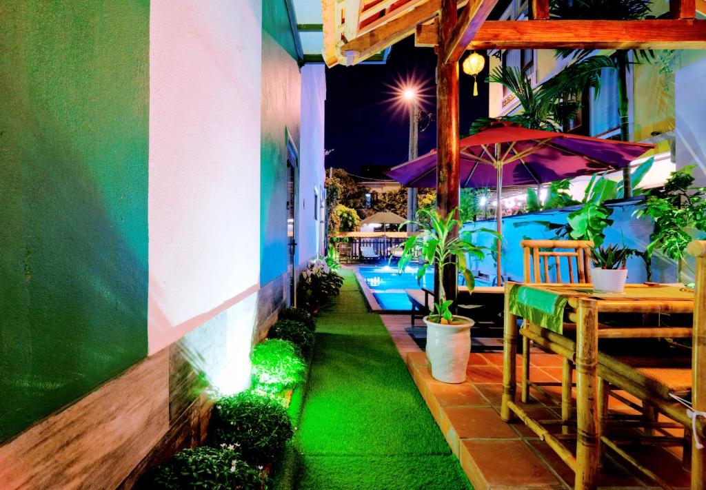 An Bang Beach Lan's Villa