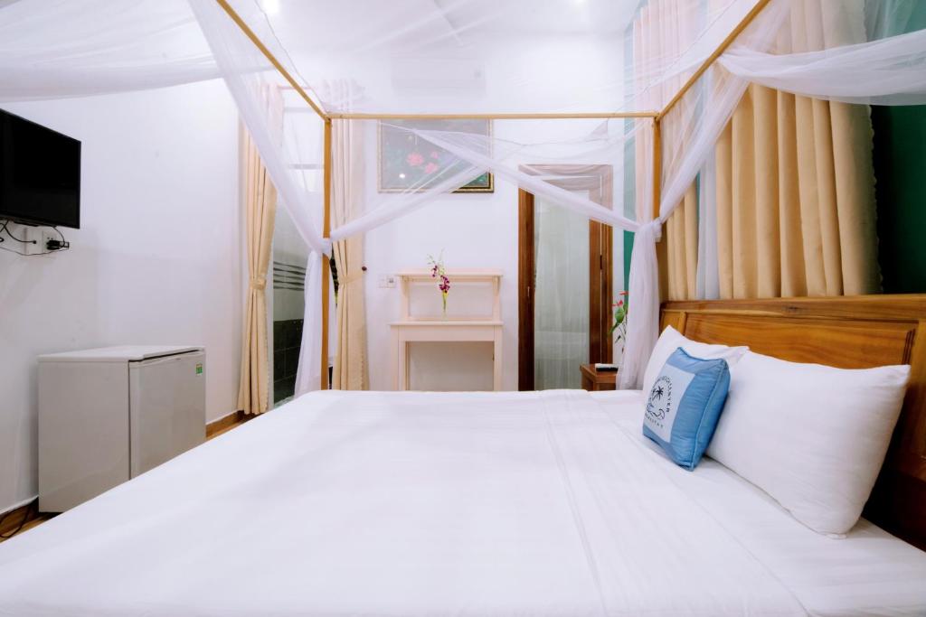 An Bang Beach Lan's Villa