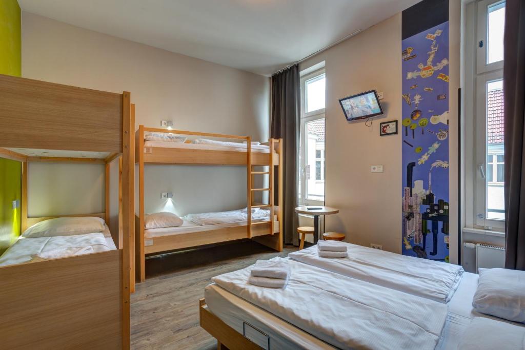 Семейный (Пятиместный номер), MEININGER Hotel Berlin Mitte
