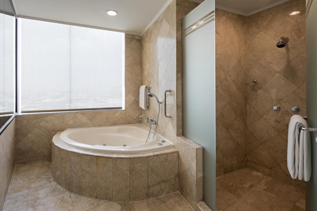 Сьюит (Люкс Diamond), Golden Boutique Hotel Kemayoran