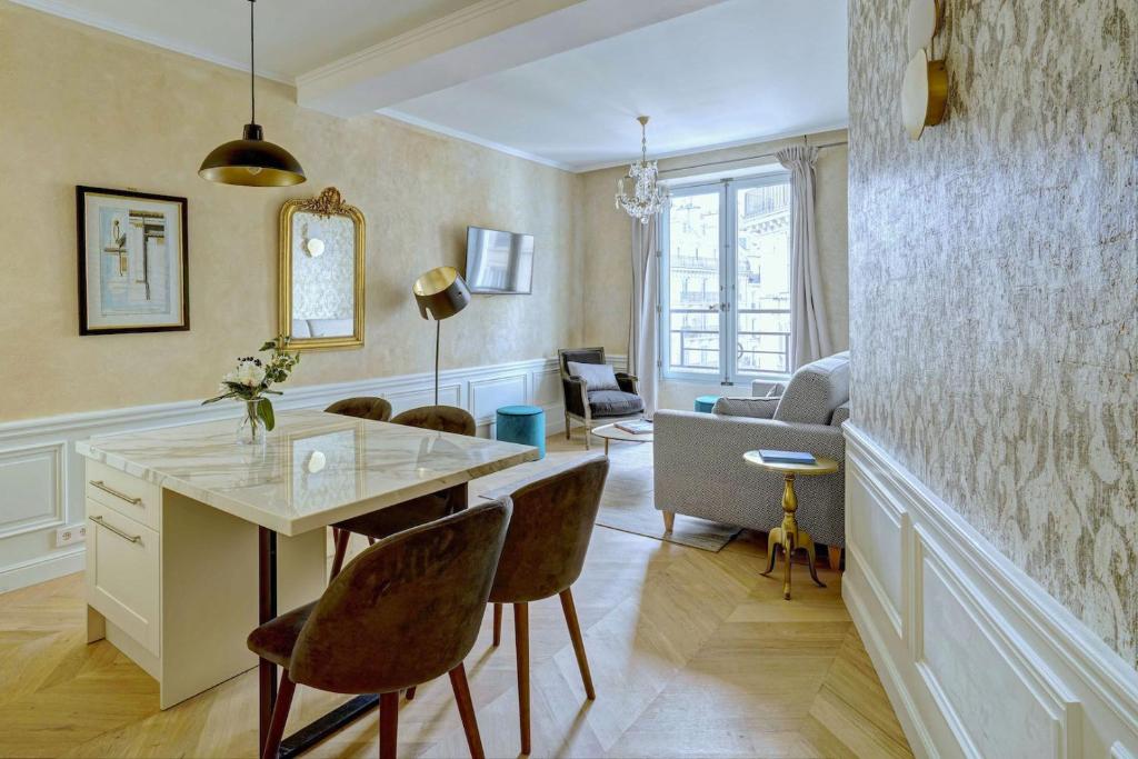 Апартаменты (Апартаменты 44 с 1 спальней), Apartments Du Louvre