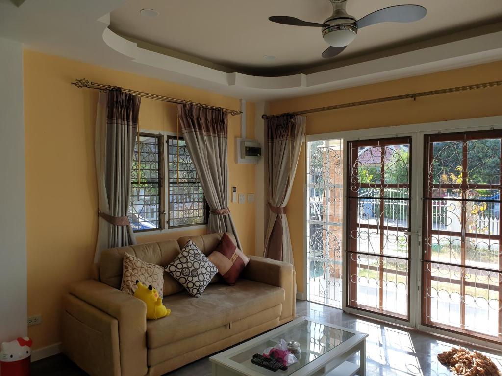 Single House Sattahip photo 3