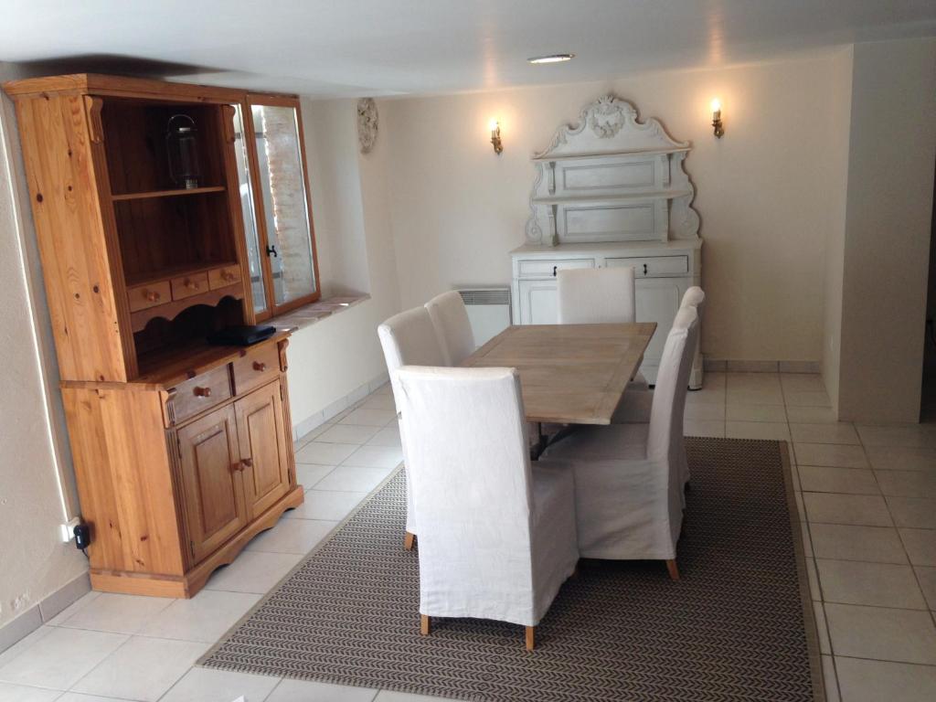 Eymet Townhouse photo 3