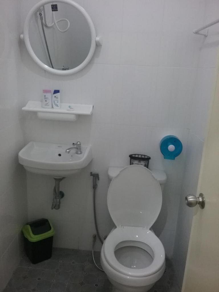 Четырехместный (Классический четырехместный номер), Danee Hostel