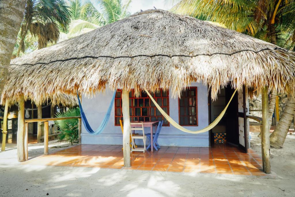 Zamas Hotel photo 2