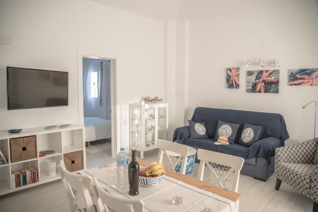 Estrella de mar Apartment - Shared pool - Tap to explore photos