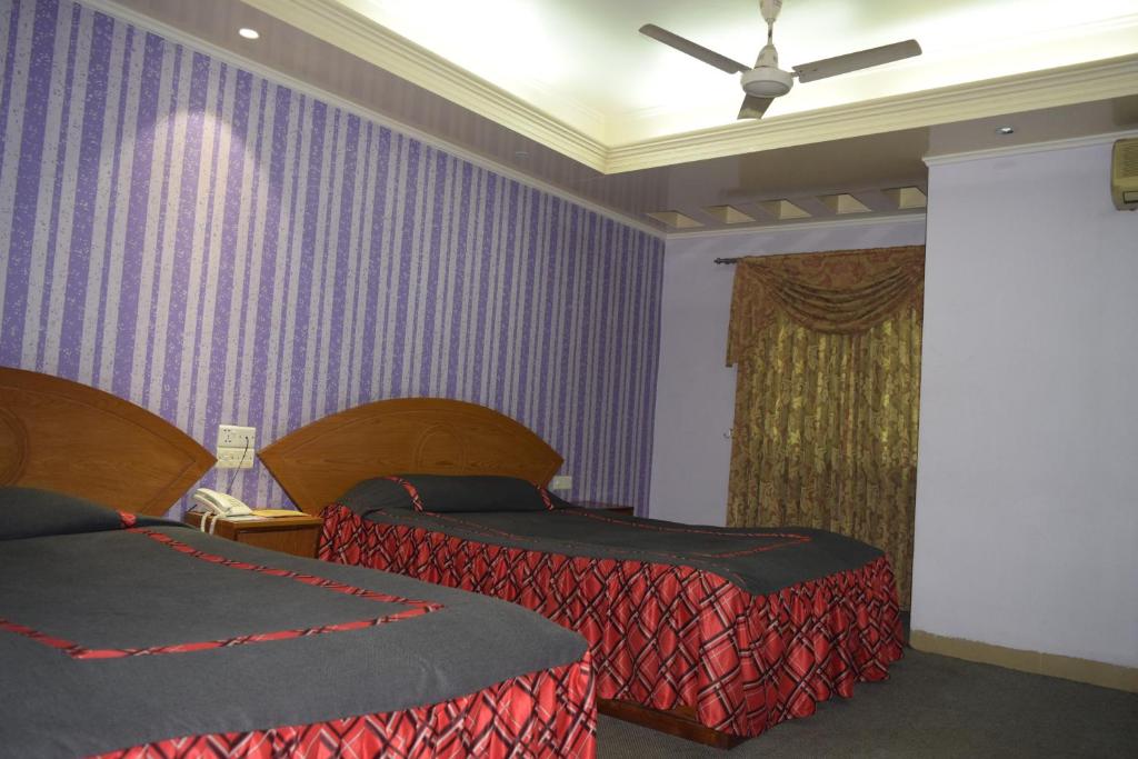 Asian SR Hotel photo 2