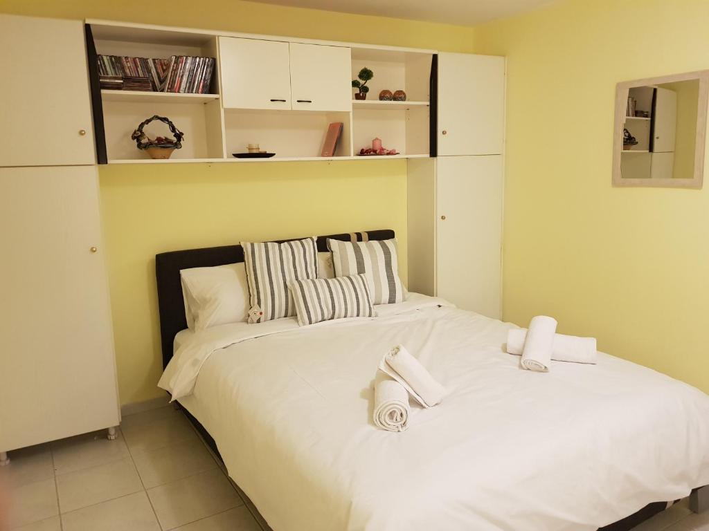 COZZY STUDIO IN NEA MAKRI photo 3