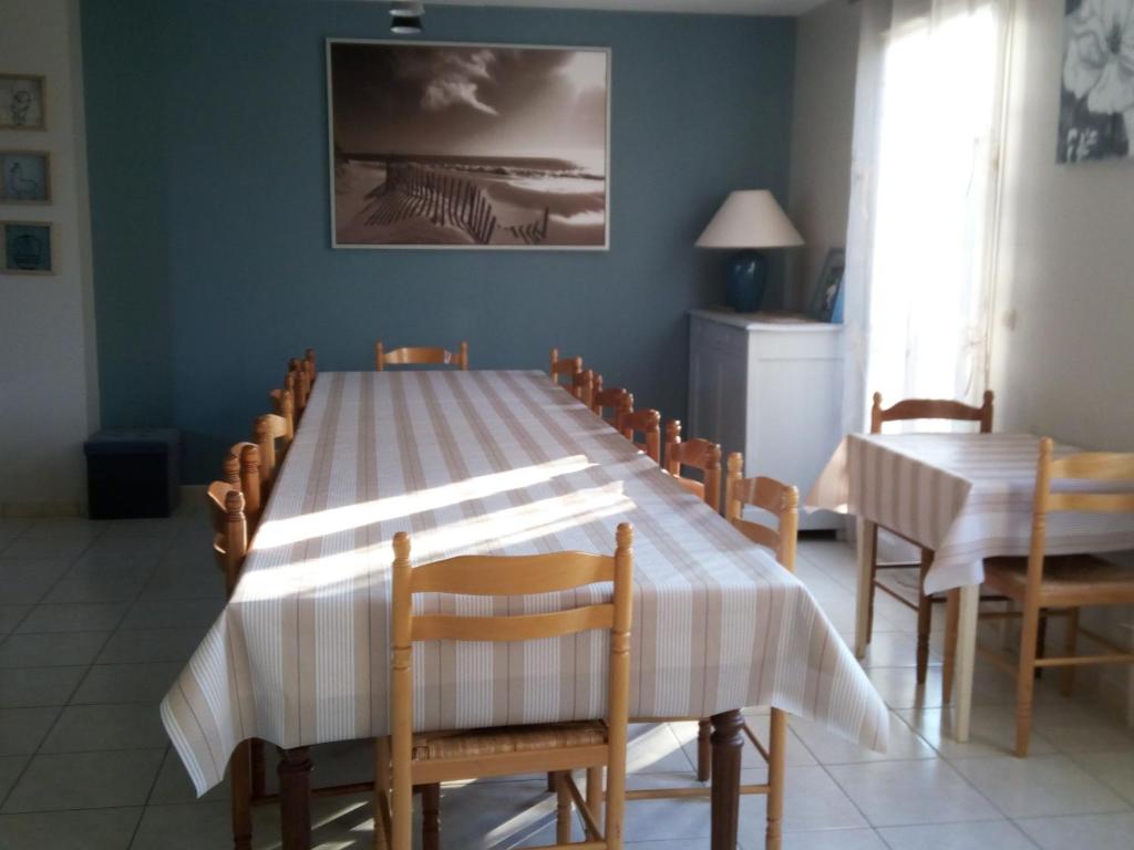 La Tribu d'Asato-Beauval 5 ch grand jardin et parking privé photo 1