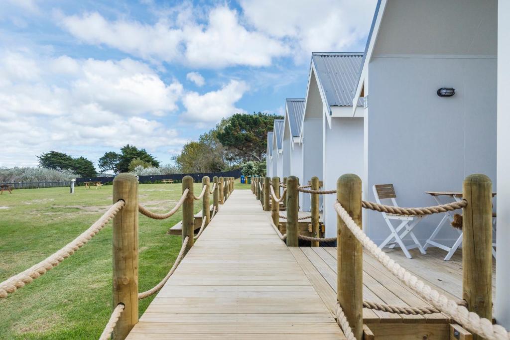 Foxton Beach Holiday Park
