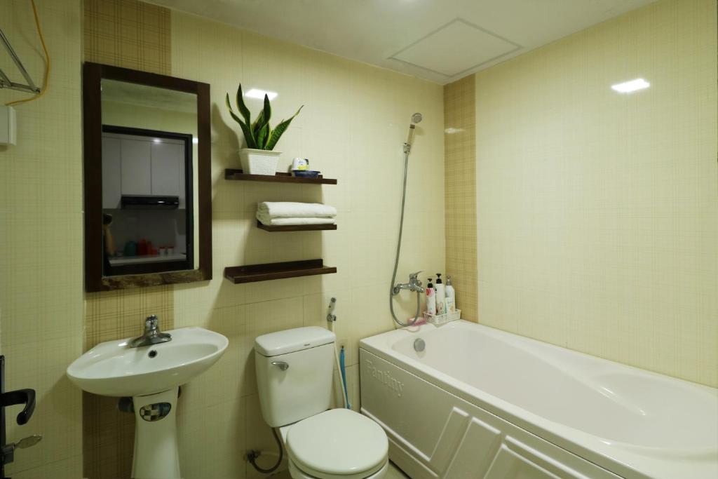 Студио (Номер-студио с балконом), ISTAY Hotel Apartment 1