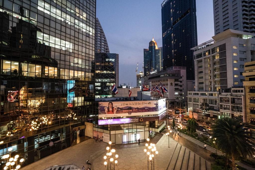 Двухместный (Улучшенный двухместный номер с 1 кроватью), 3Howw Hostel @ Sukhumvit 21