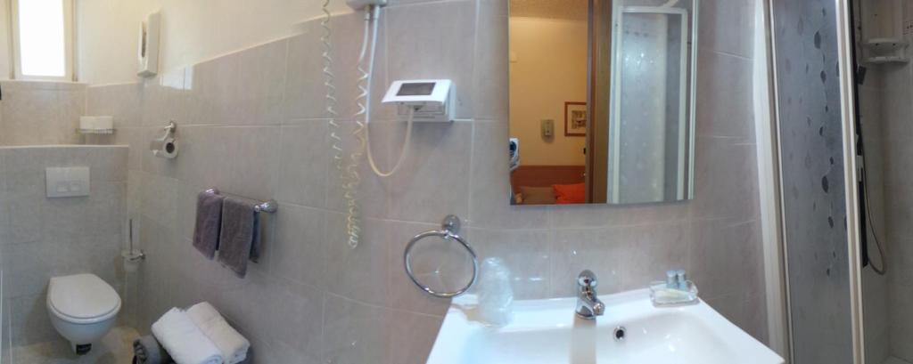 Hotel Europa photo 1