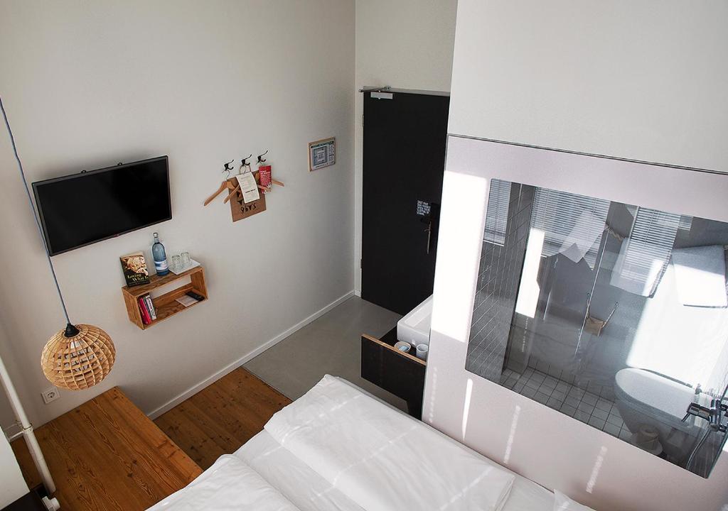 Одноместный (Уютный одноместный номер), Michelberger Hotel