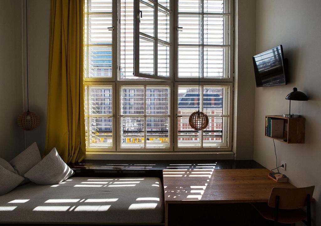 Двухместный (Номер в мансарде), Michelberger Hotel