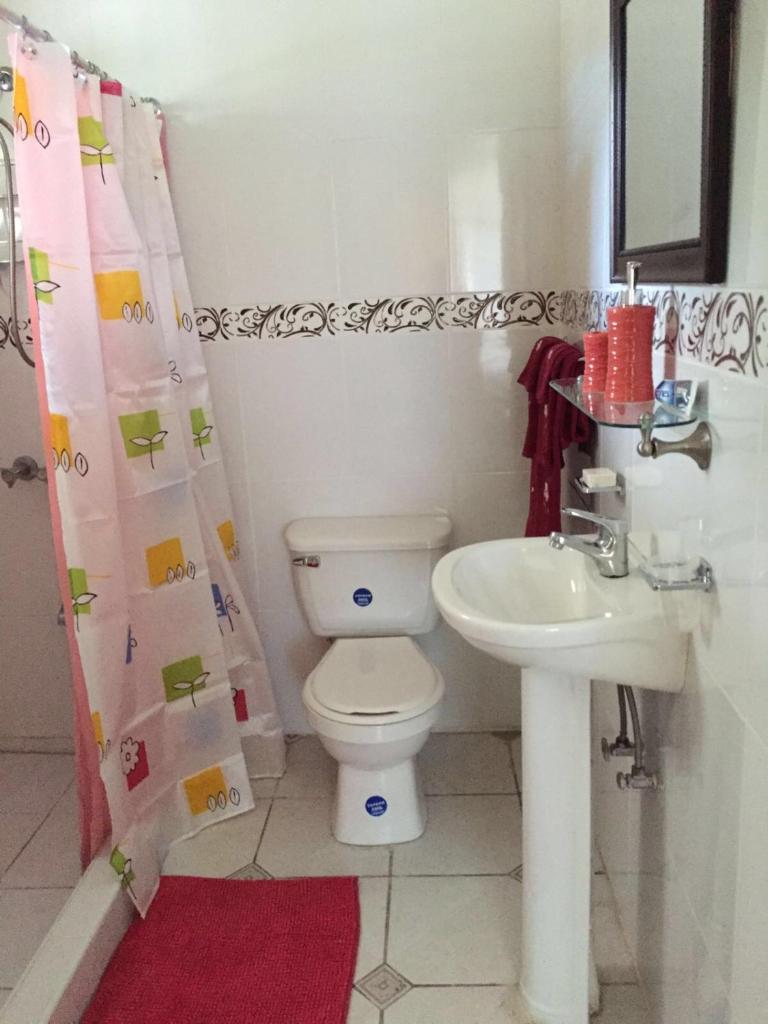 GoldenView Guesthouse Ocho Rios photo 3