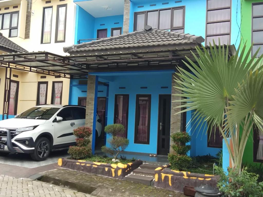 Villa Batu Safir, Malang