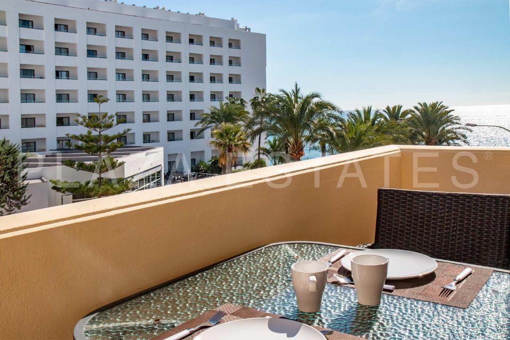 Magnífico apartamento al lado de la playa Torrecilla en Nerja photo 1