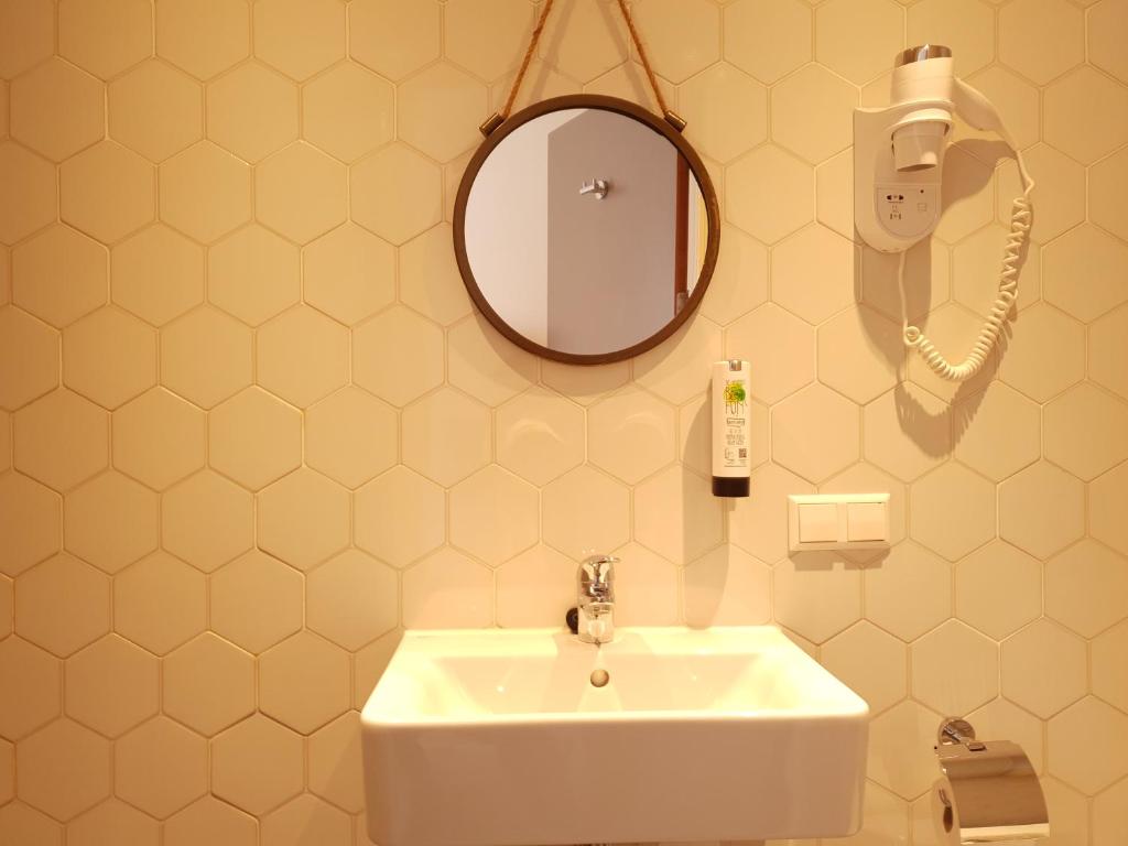 Четырехместный (Четырехместный номер эконом-класса), Hotel Heye 130