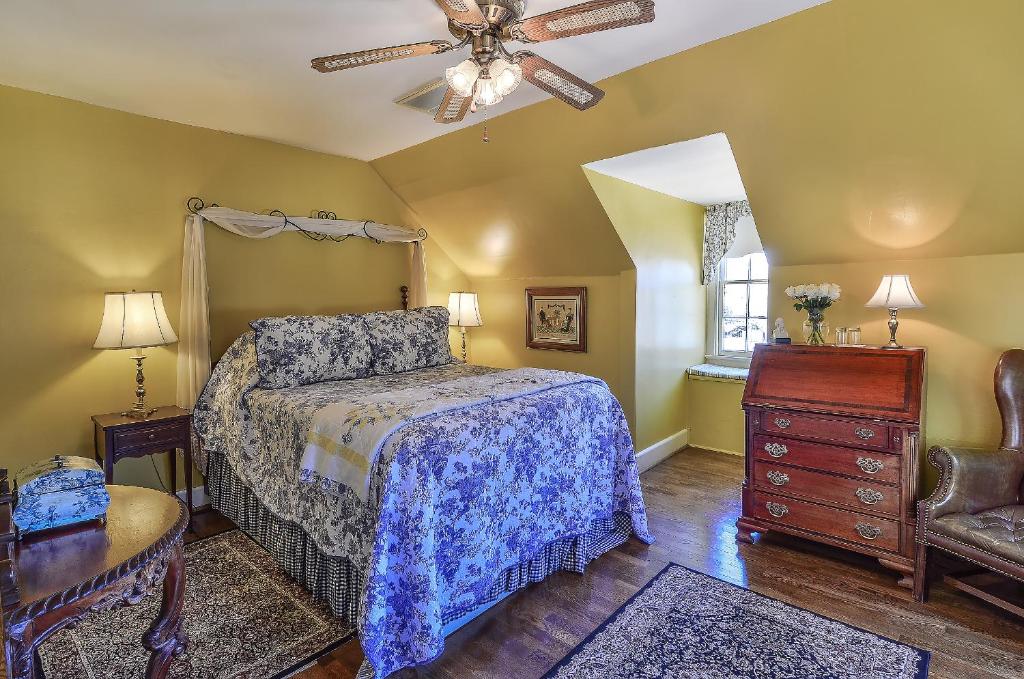 Cedars of Williamsburg Bed & Breakfast photo 3