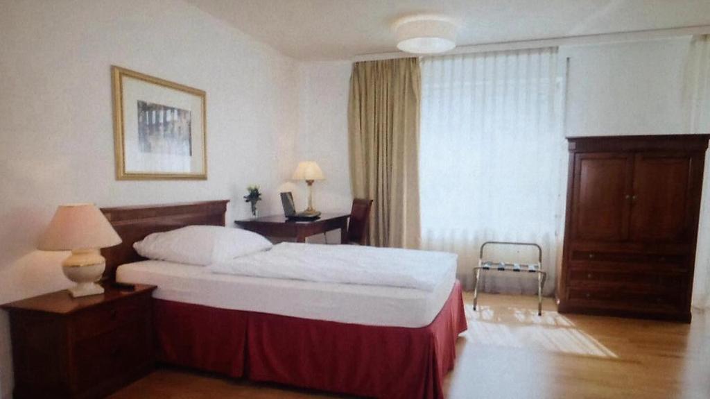 FREE Apartment - Bei der Markthalle photo 2
