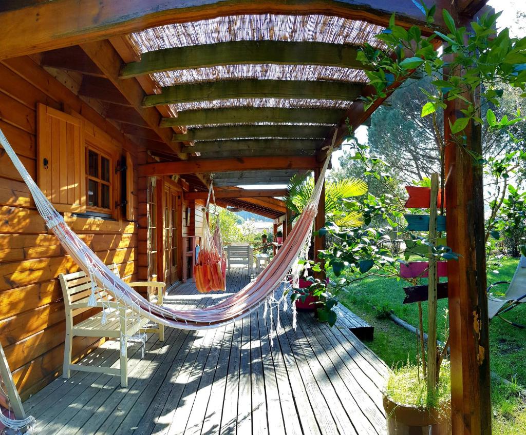 "Belle maison en bois" photo 1