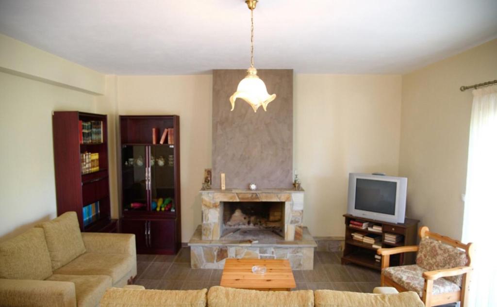 House Evia photo 1
