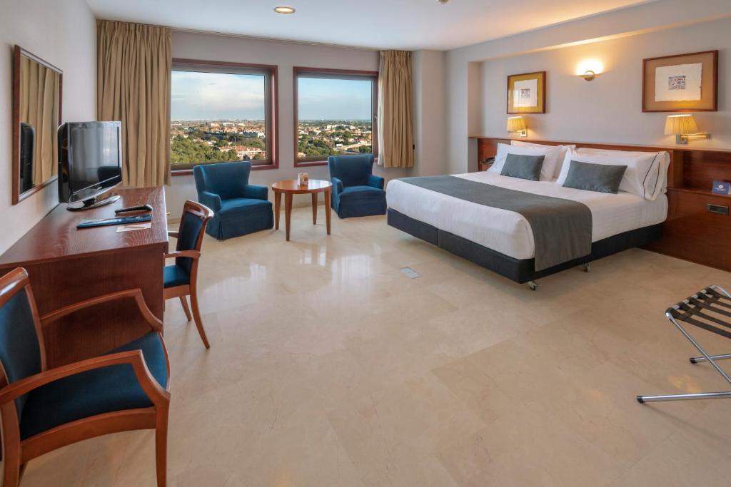 Gran Hotel Rey Don Jaime photo 2