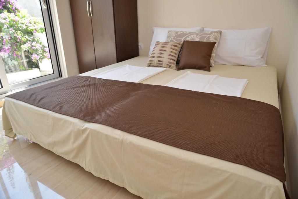 Студио (Номер-студио с патио), Apartments Mianiko