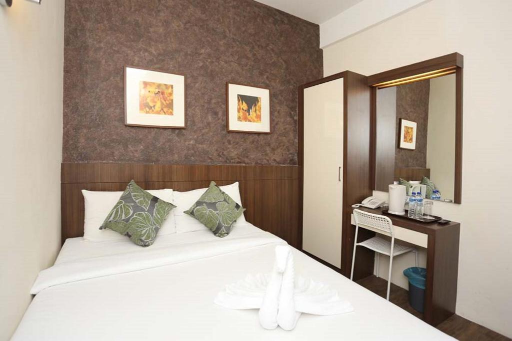 Двухместный (Улучшенный номер с кроватью размера «queen-size»), Hotel Westree KL Sentral
