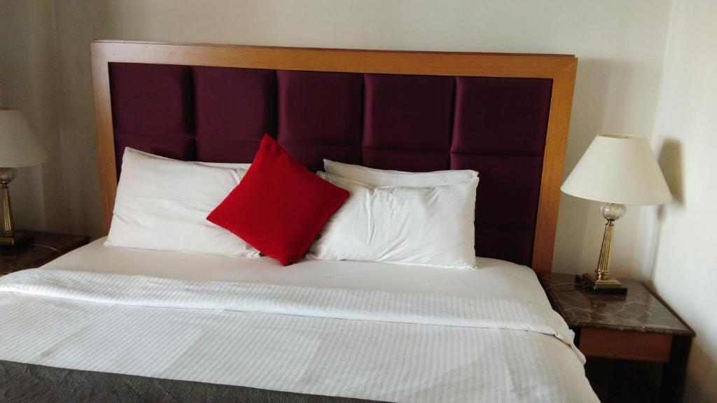 Апартаменты (Улучшенные апартаменты), Bintang Service Suite at Times Square