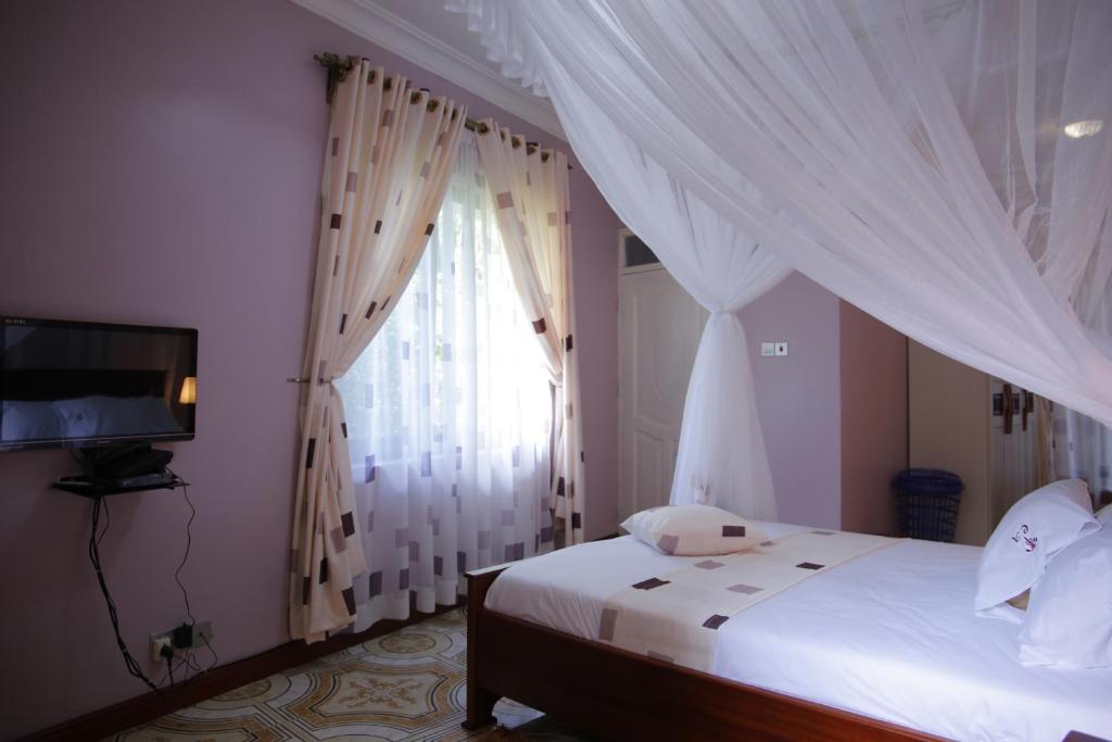 Crystal Apartments and Hotel photo 1