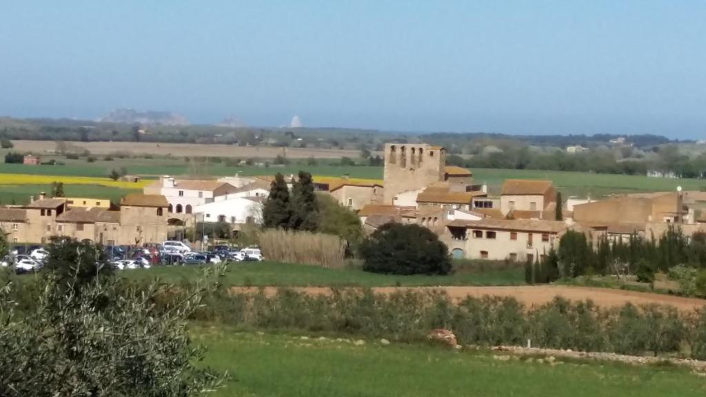 Casa Rural Can Ginesta photo 2