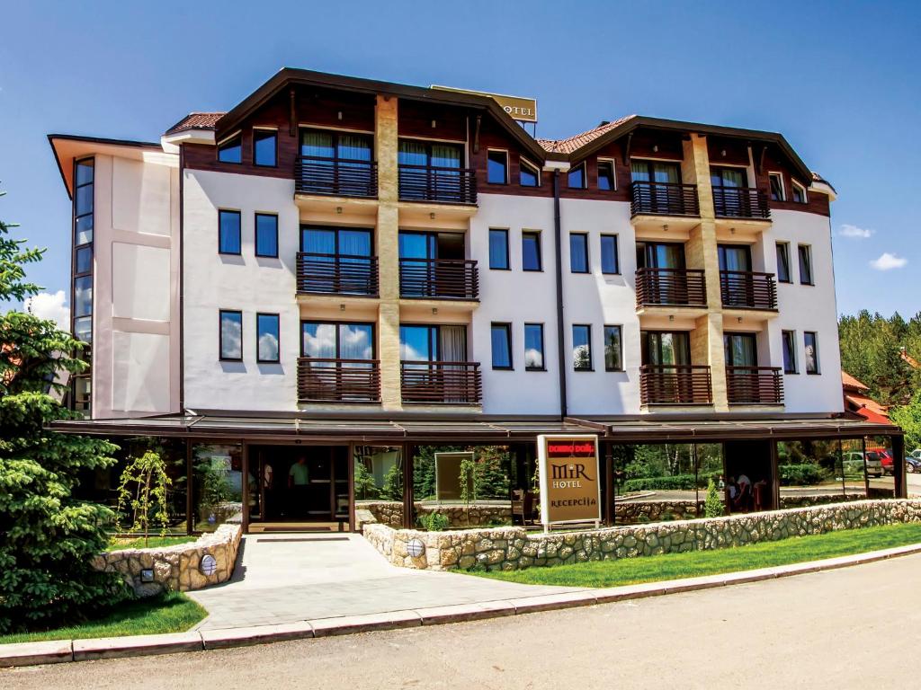 Hotel MIR photo 1