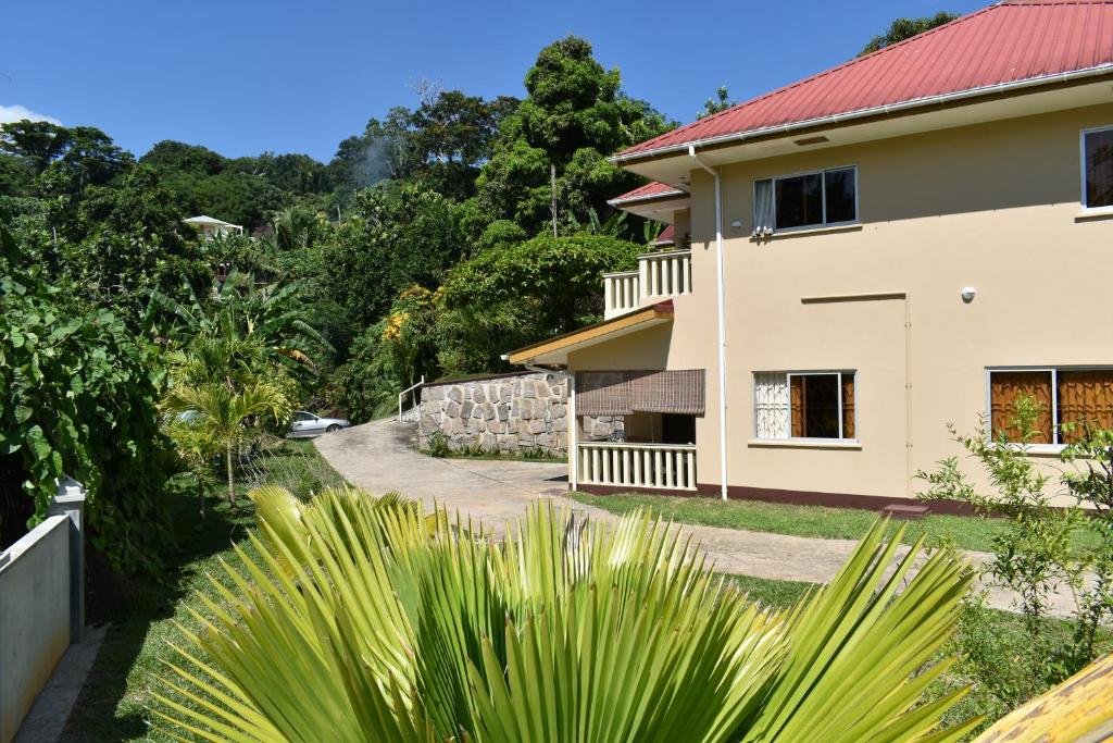 Zeph self catering photo 4