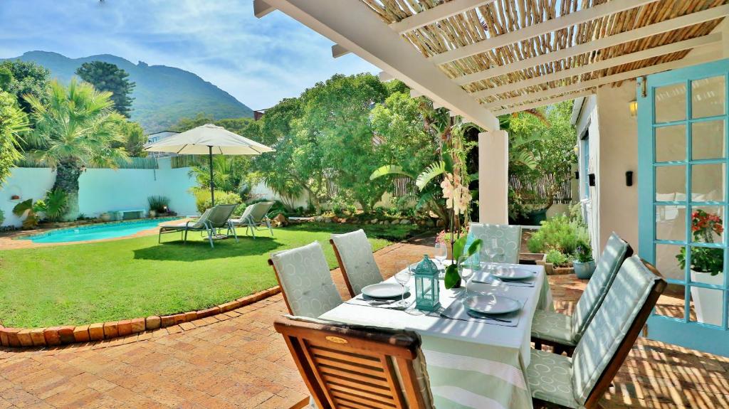 Hout Bay Beach Cottage photo 3