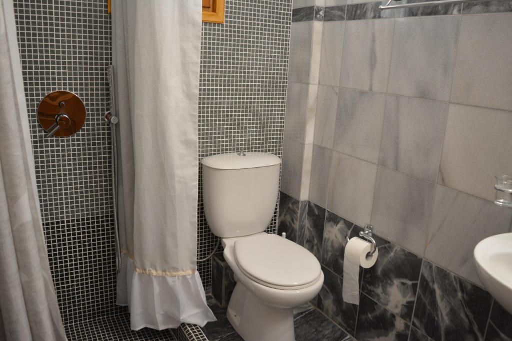 Двухместный (Стандартный двухместный номер с 1 кроватью), Anemomilos Suites