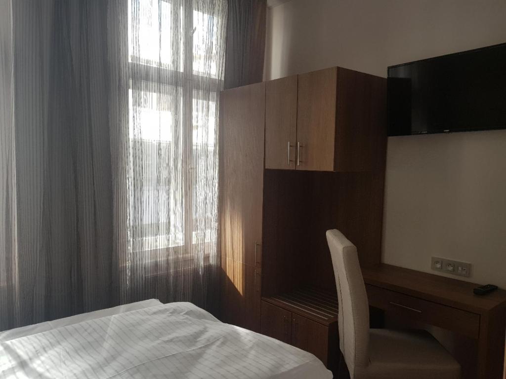 Двухместный (Двухместный номер эконом-класса с 1 кроватью), Hotel Prague Star