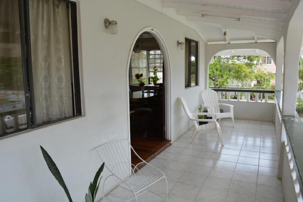 Three Bedroom Holiday Accommodation photo 1