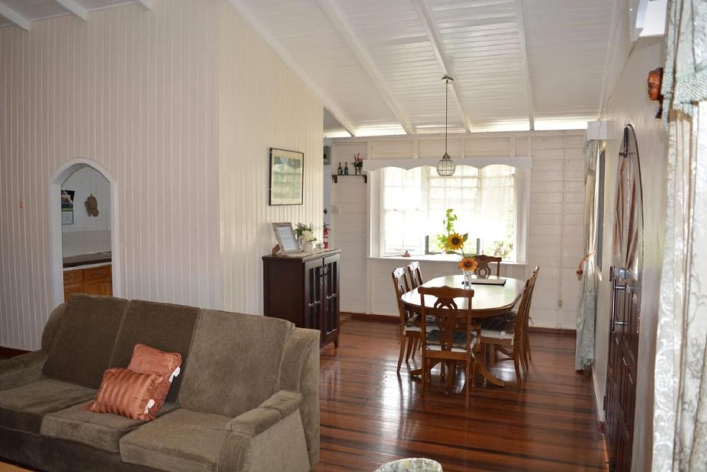 Three Bedroom Holiday Accommodation photo 3