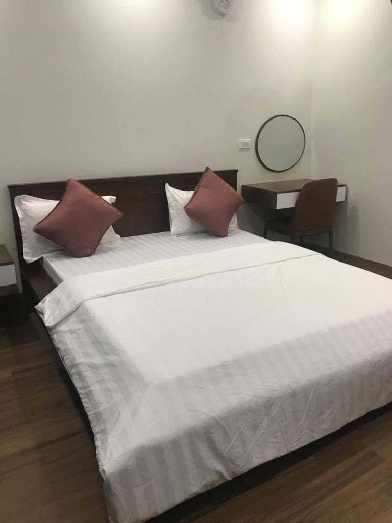 Двухместный (Стандартный номер с кроватью размера «king-size»), KiM Hotel