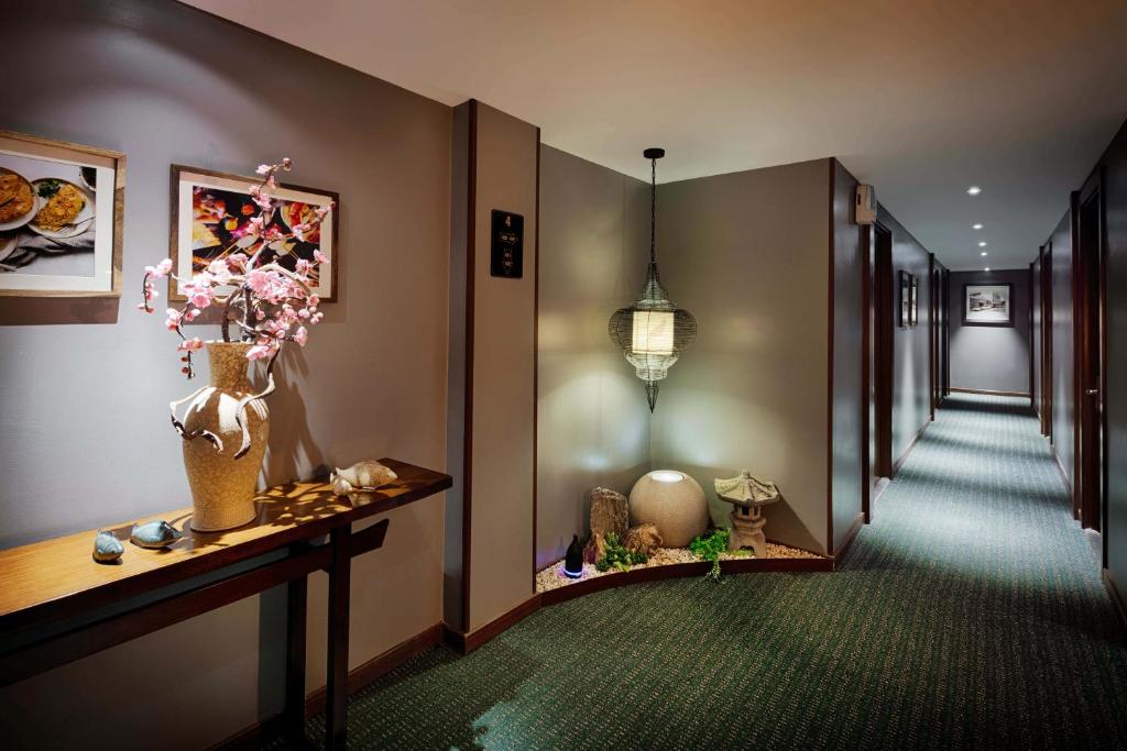 Silverland Sakyo Hotel & Spa