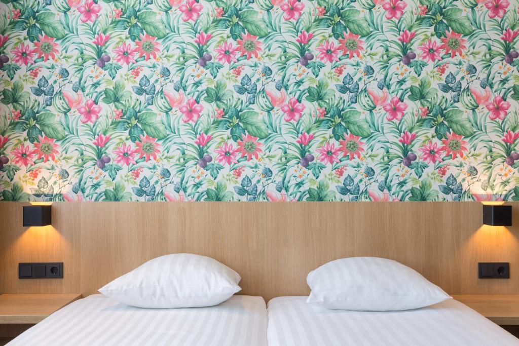 Двухместный (Двухместный номер «Комфорт» с 2 отдельными кроватями), West Side Inn Amsterdam