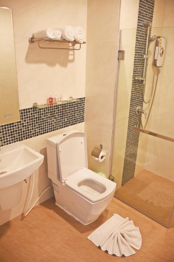 Eireann Boutique Hotel - Tap to explore photos