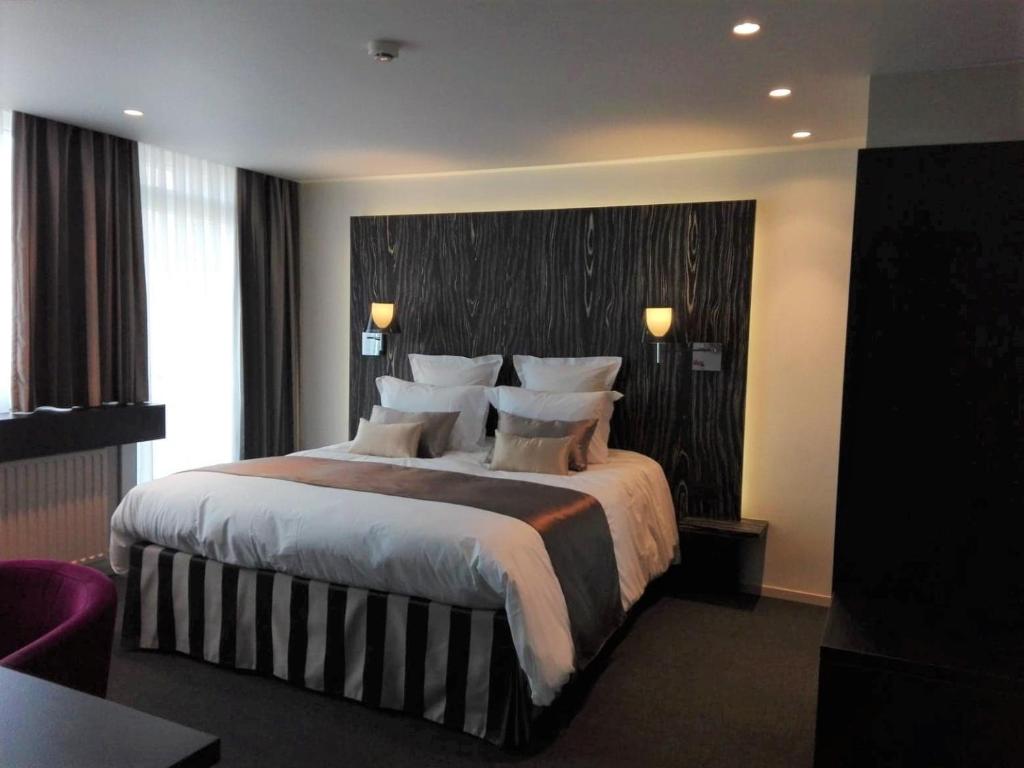 Hotel Royal photo 1