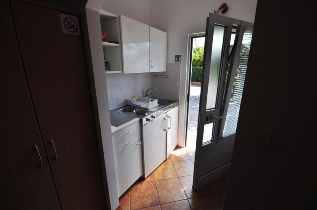 Mira Apartments photo 2
